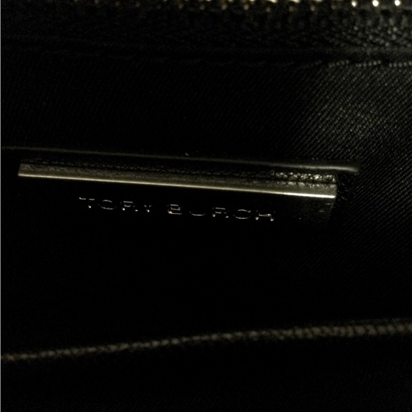 Brand new Black Leather Tory Burch Purse - Picture 2 of 3